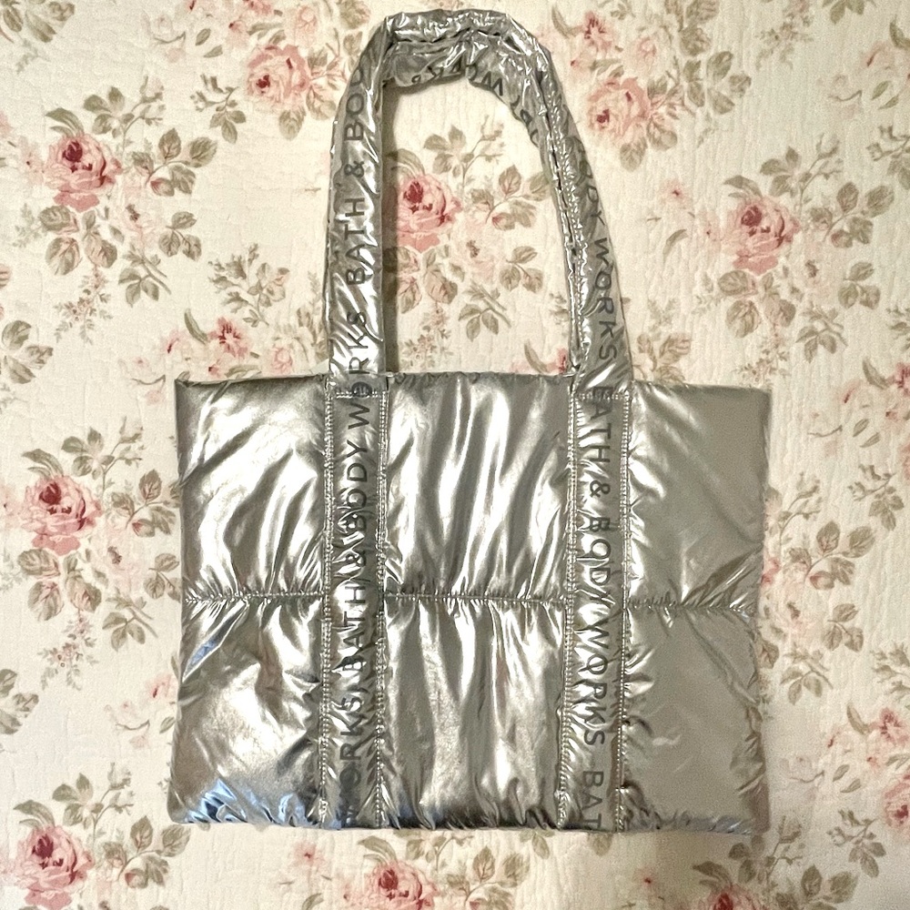 ⭐️ BATH & BODY WORKS - Puffy Metallic Silver Logo Tote